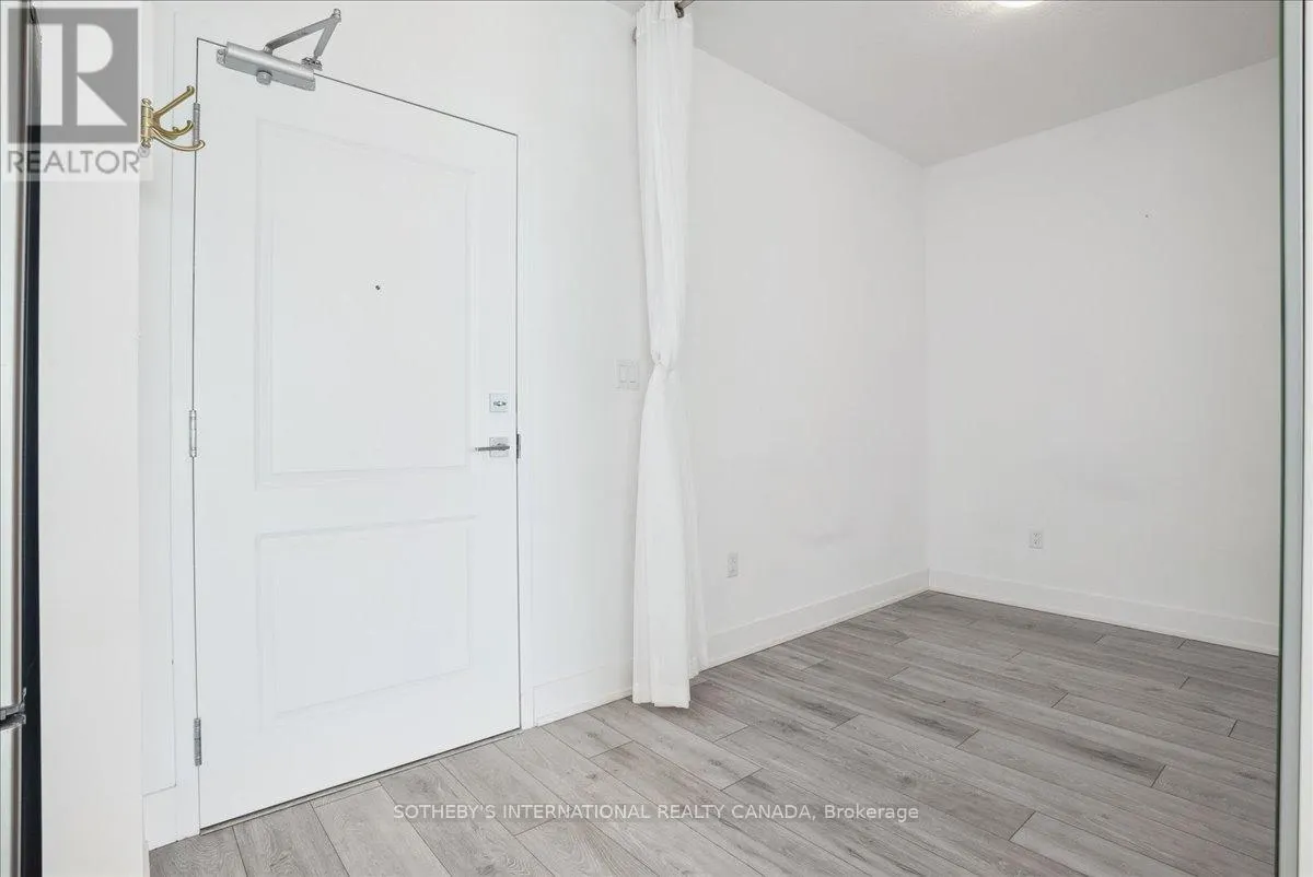 633 - 101 SHOREVIEW PLACE