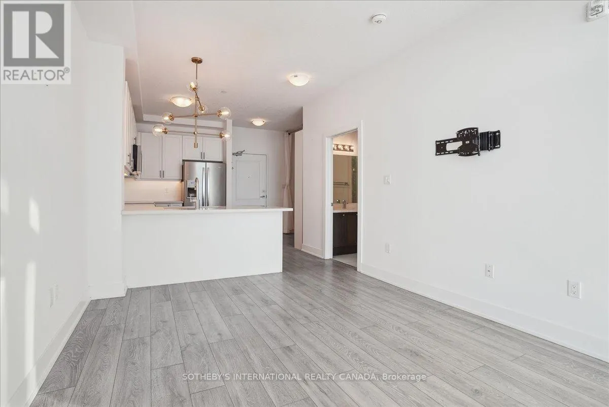 633 - 101 SHOREVIEW PLACE