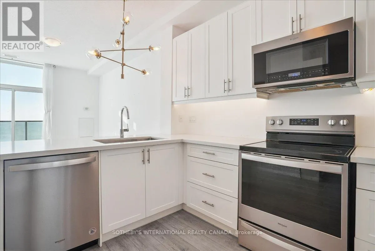 633 - 101 SHOREVIEW PLACE