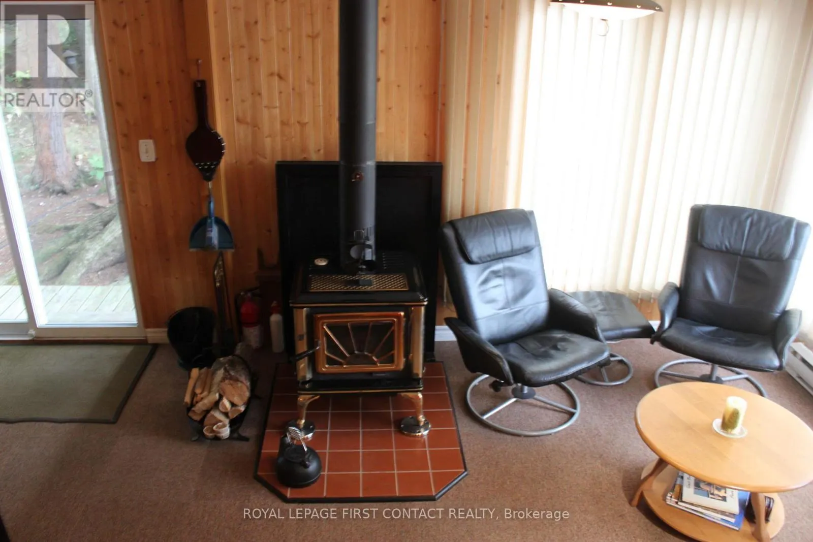 10 HEALEY LAKE ROAD