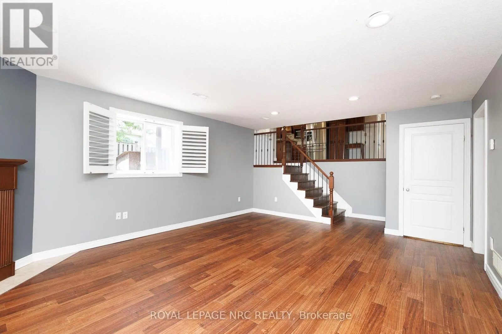 8532 HEIKOOP CRESCENT
