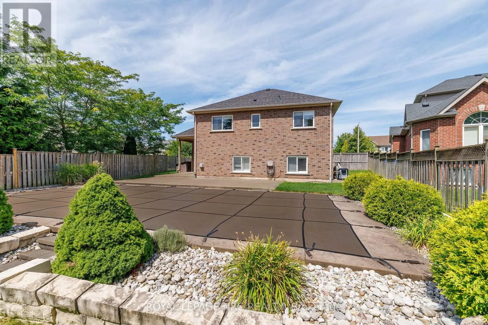 8532 HEIKOOP CRESCENT