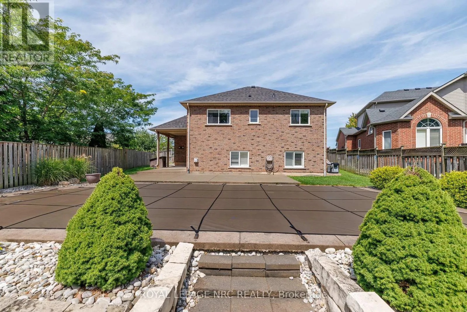 8532 HEIKOOP CRESCENT