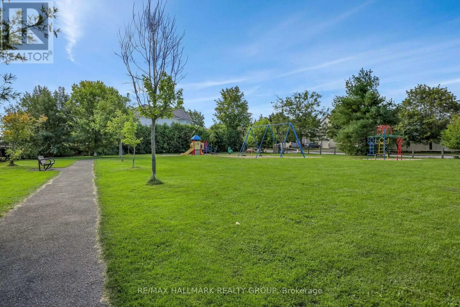 56 GOLFLINKS DRIVE