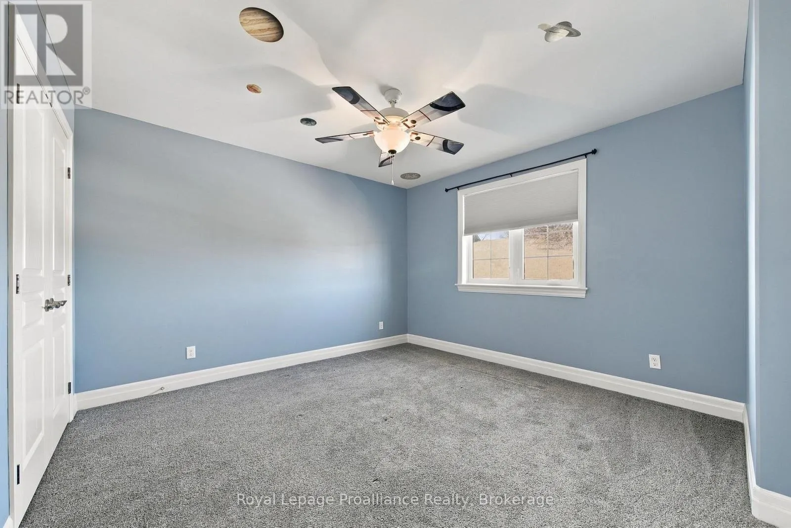 23 CREWS CRESCENT