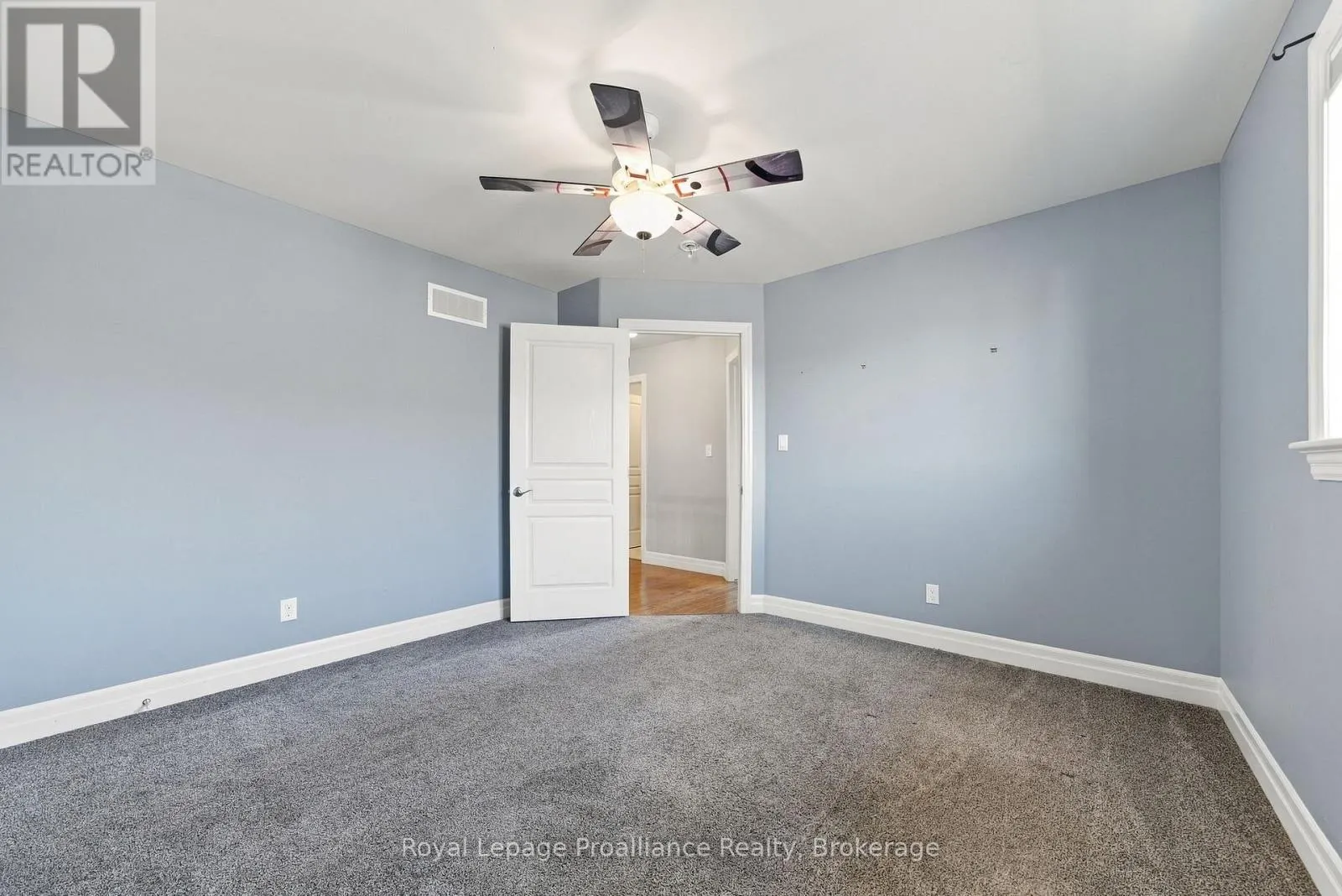 23 CREWS CRESCENT