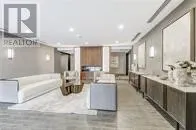 604 - 470 DUNDAS STREET E