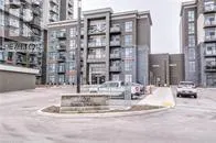 604 - 470 DUNDAS STREET E