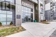 604 - 470 DUNDAS STREET E