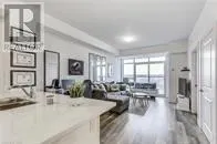 604 - 470 DUNDAS STREET E
