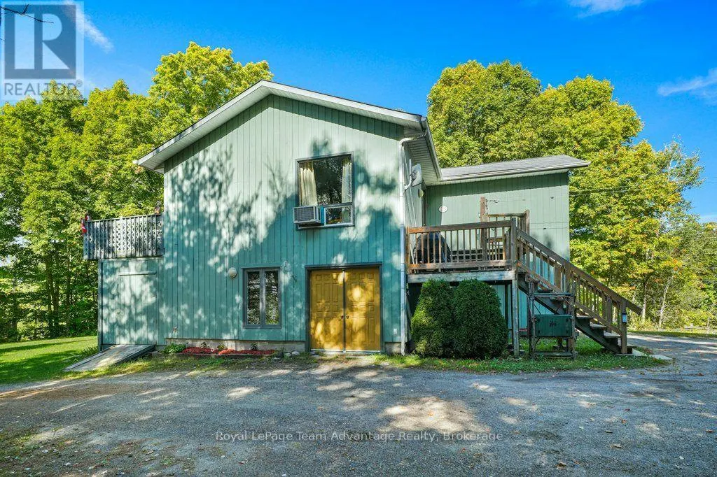 4 SWORDS ROAD