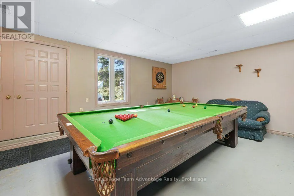 4 SWORDS ROAD