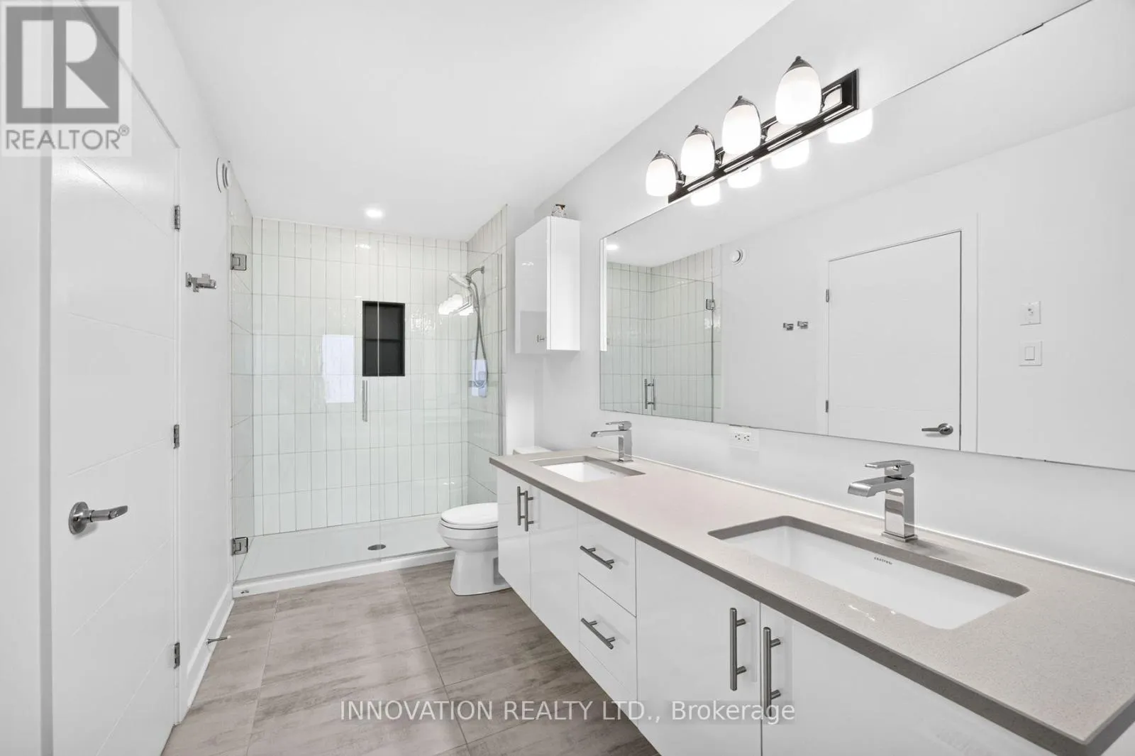 20 - 522 CRESCENDO PRIVATE