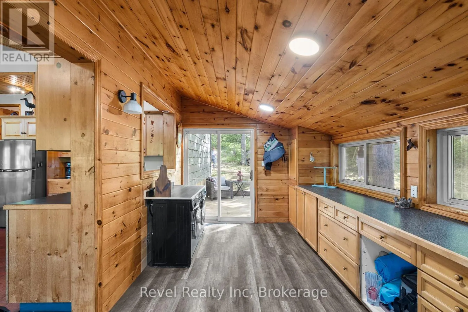 5 SEVERN RIVER 406