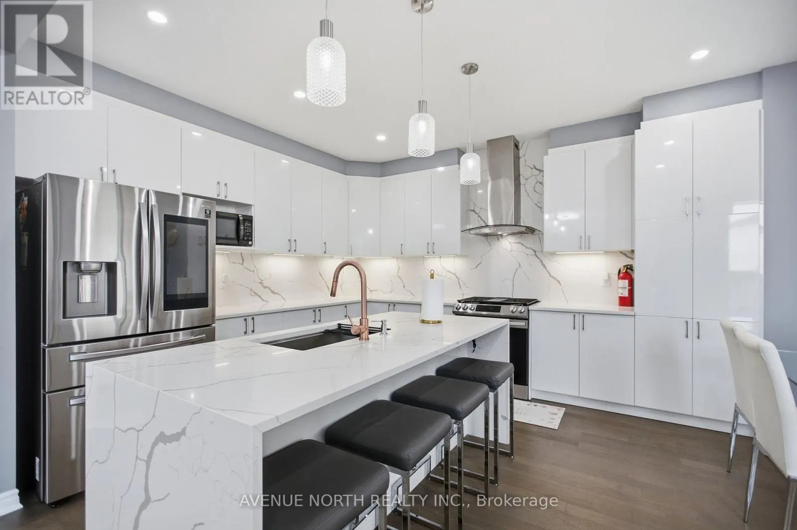 834 REGULUS RIDGE
