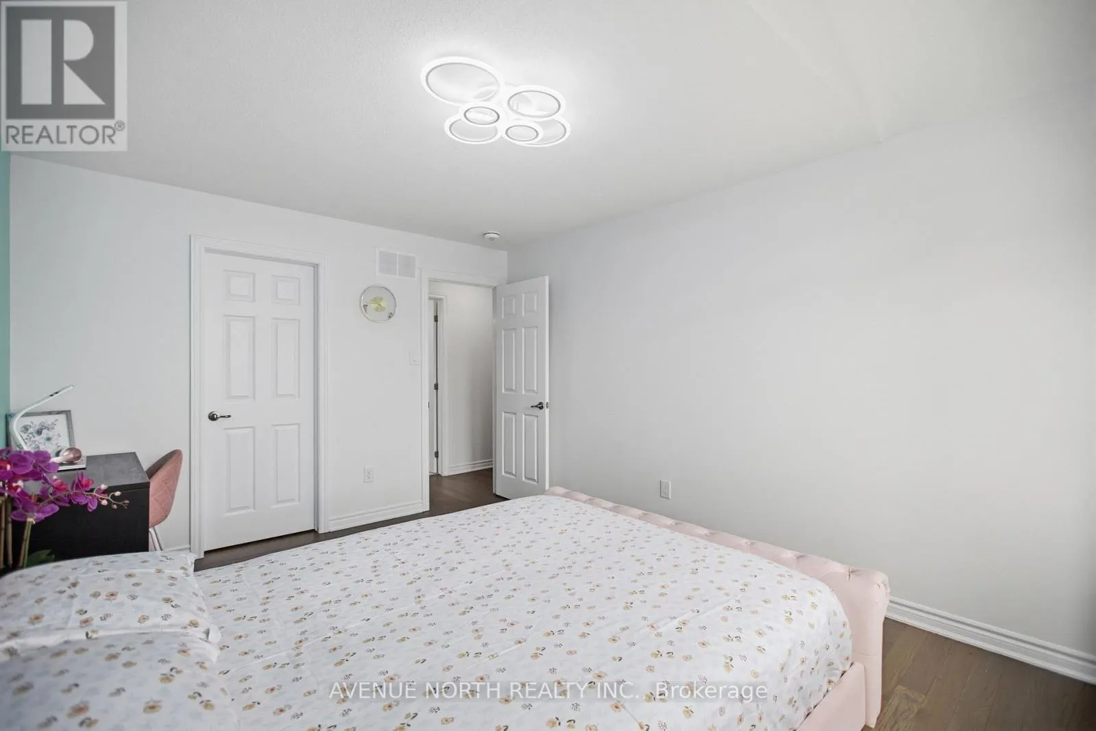 834 REGULUS RIDGE