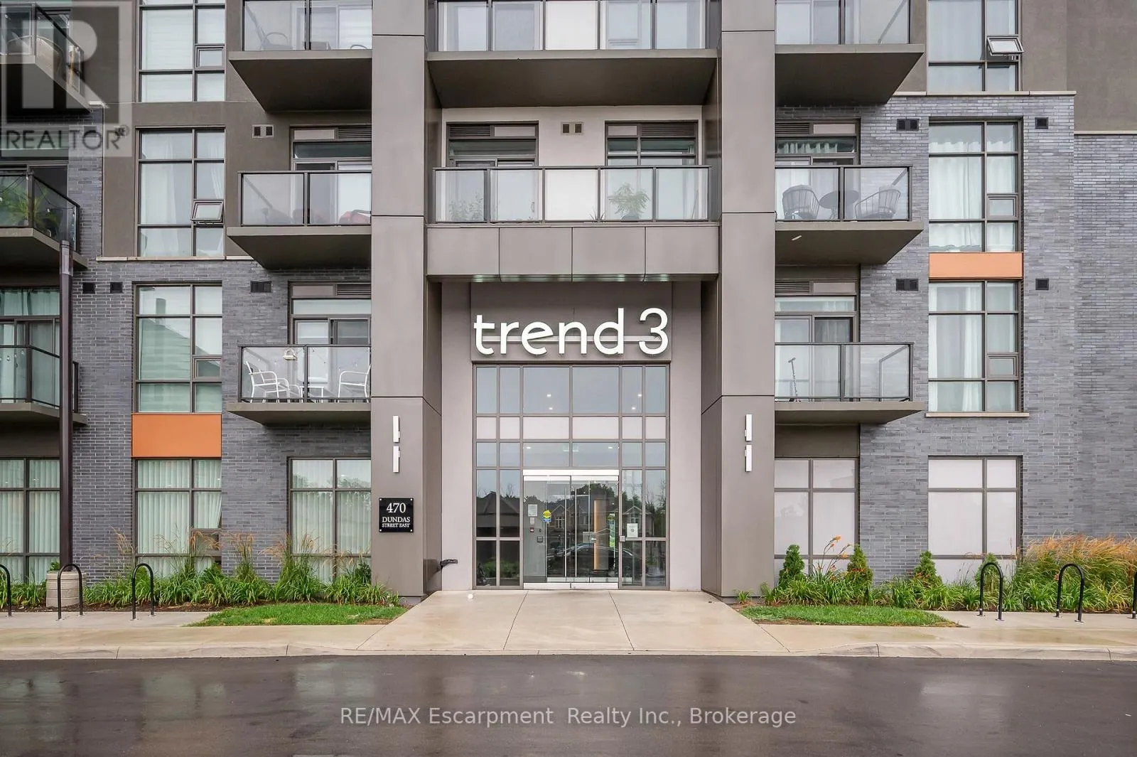 309 - 470 DUNDAS STREET E #309