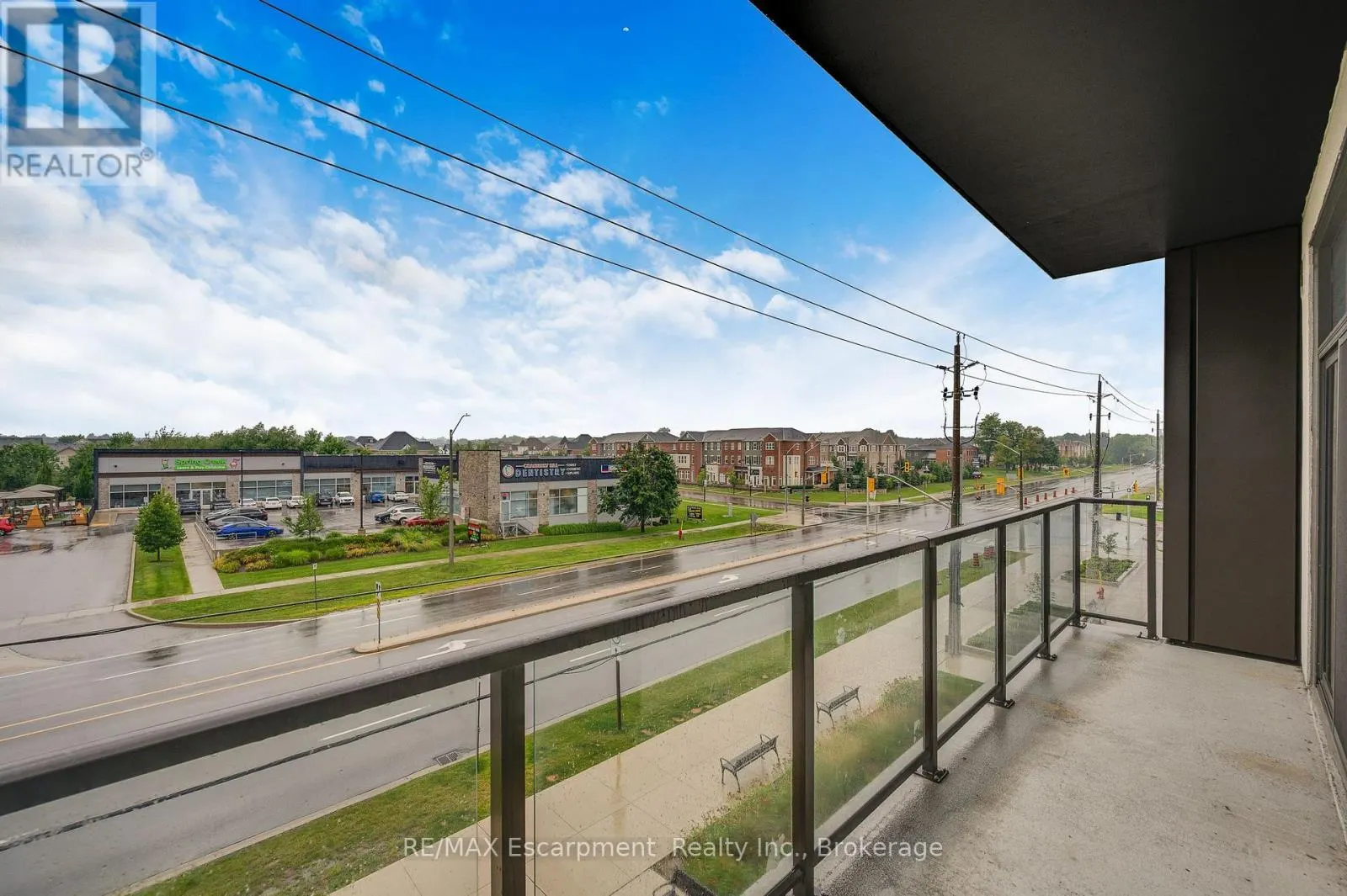 309 - 470 DUNDAS STREET E #309