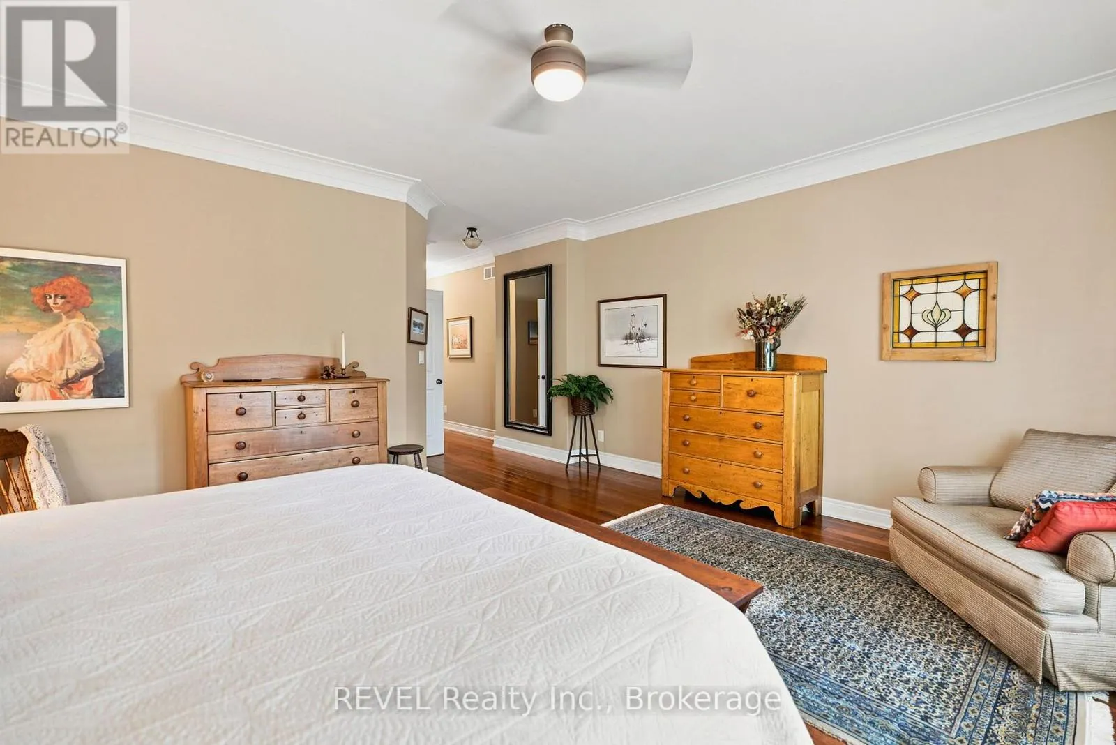 90 SUNRISE COURT