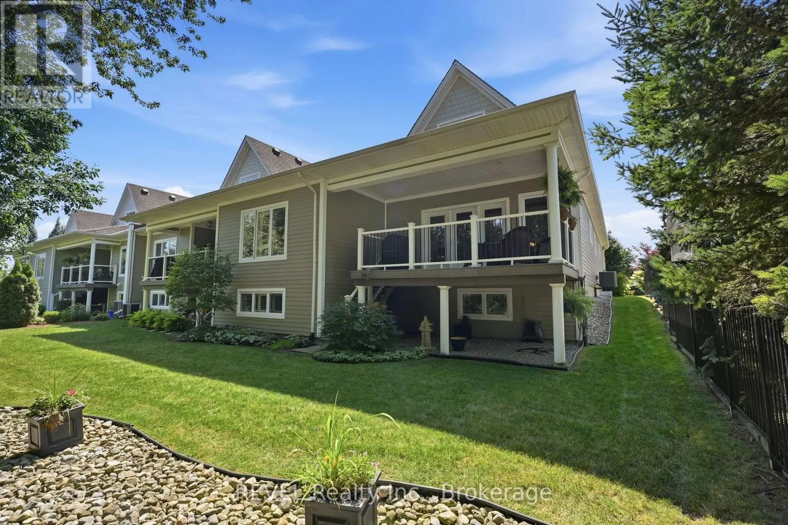 90 SUNRISE COURT