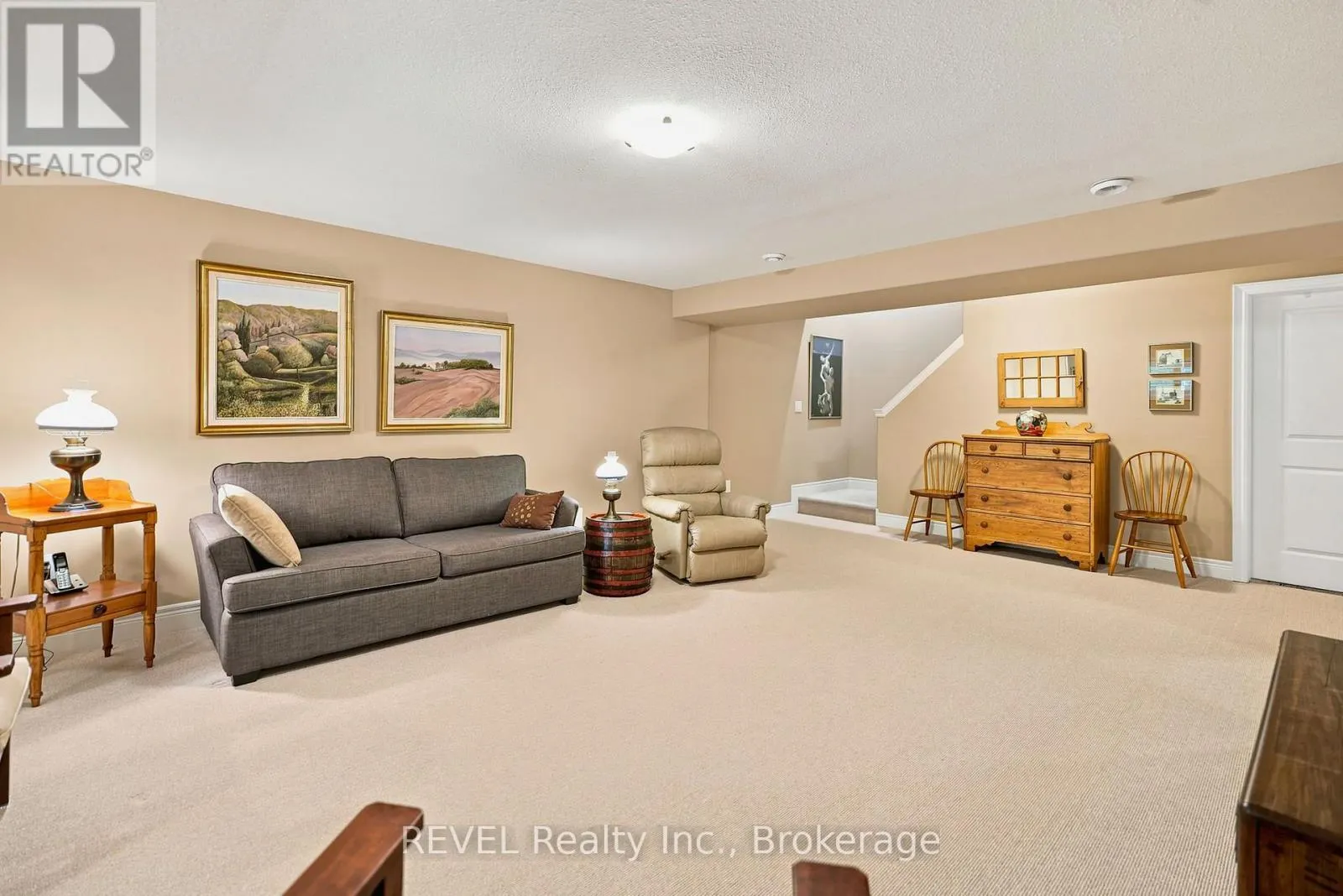 90 SUNRISE COURT