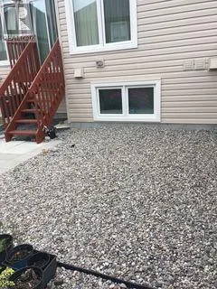 66 KAYENTA STREET