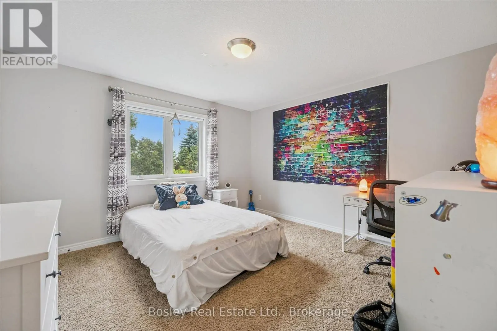 94 MAPLECREST DRIVE