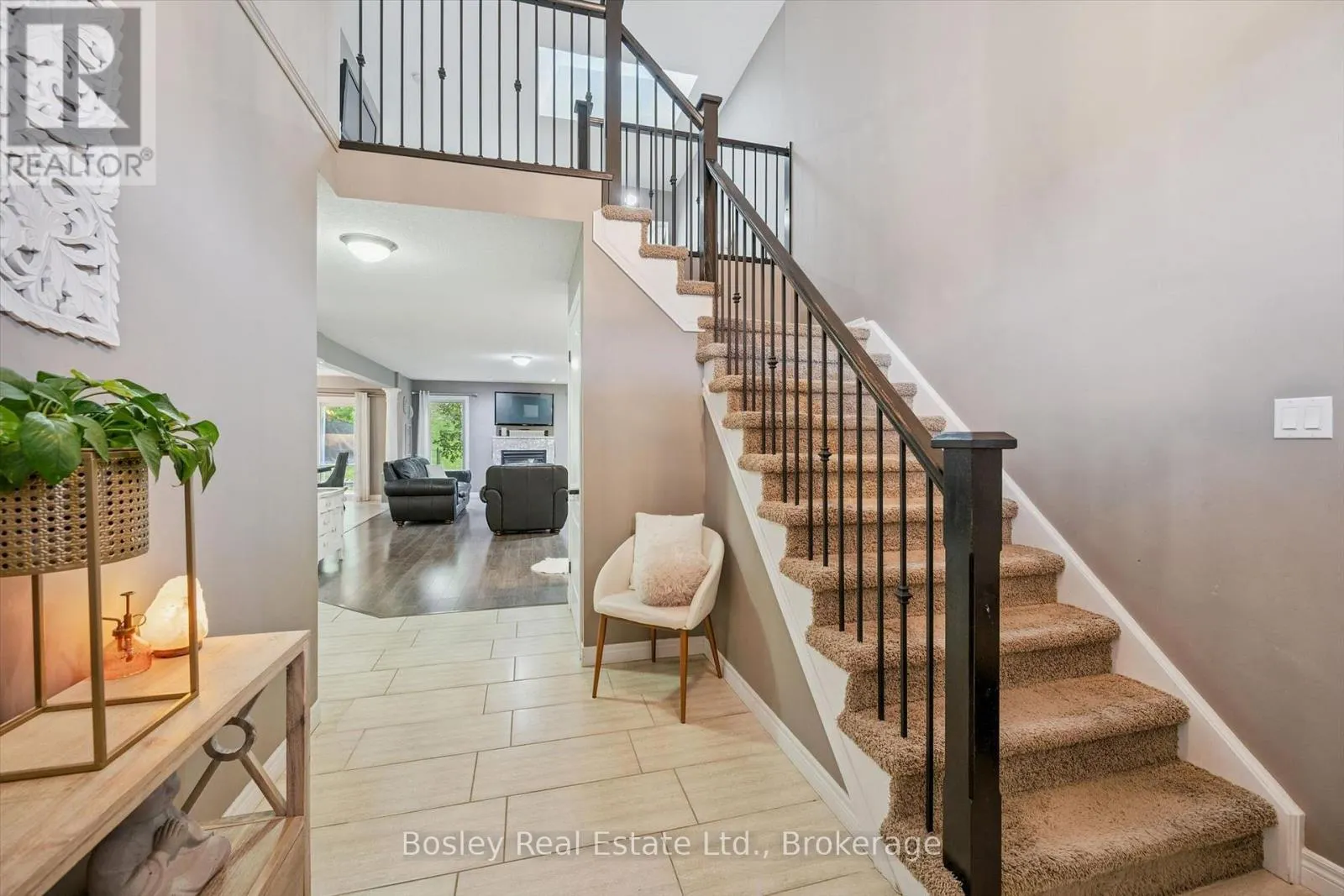 94 MAPLECREST DRIVE