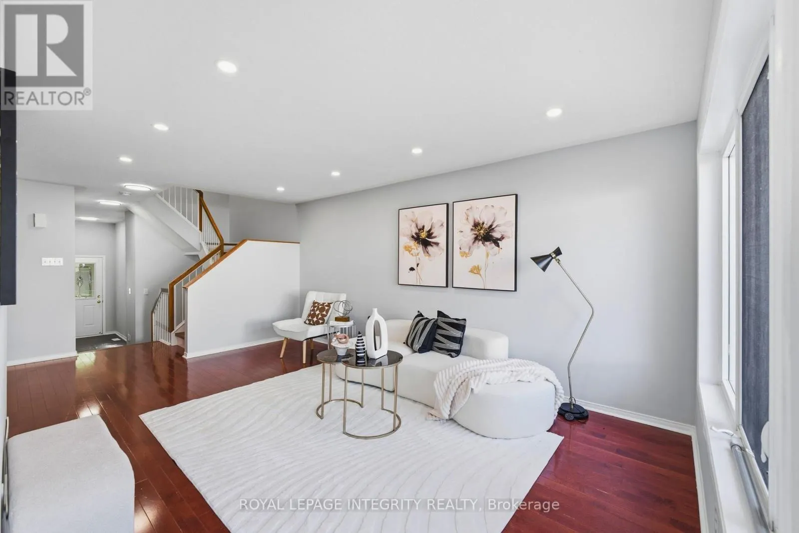 2254 SILVERADO CRESCENT