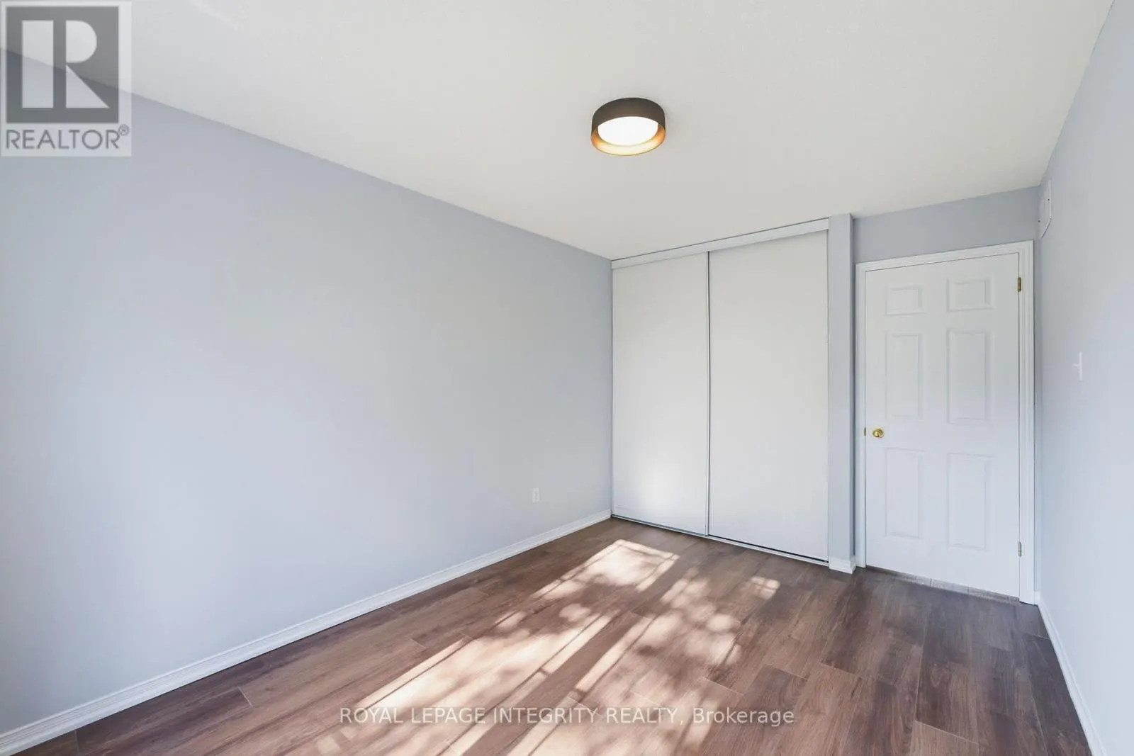 2254 SILVERADO CRESCENT