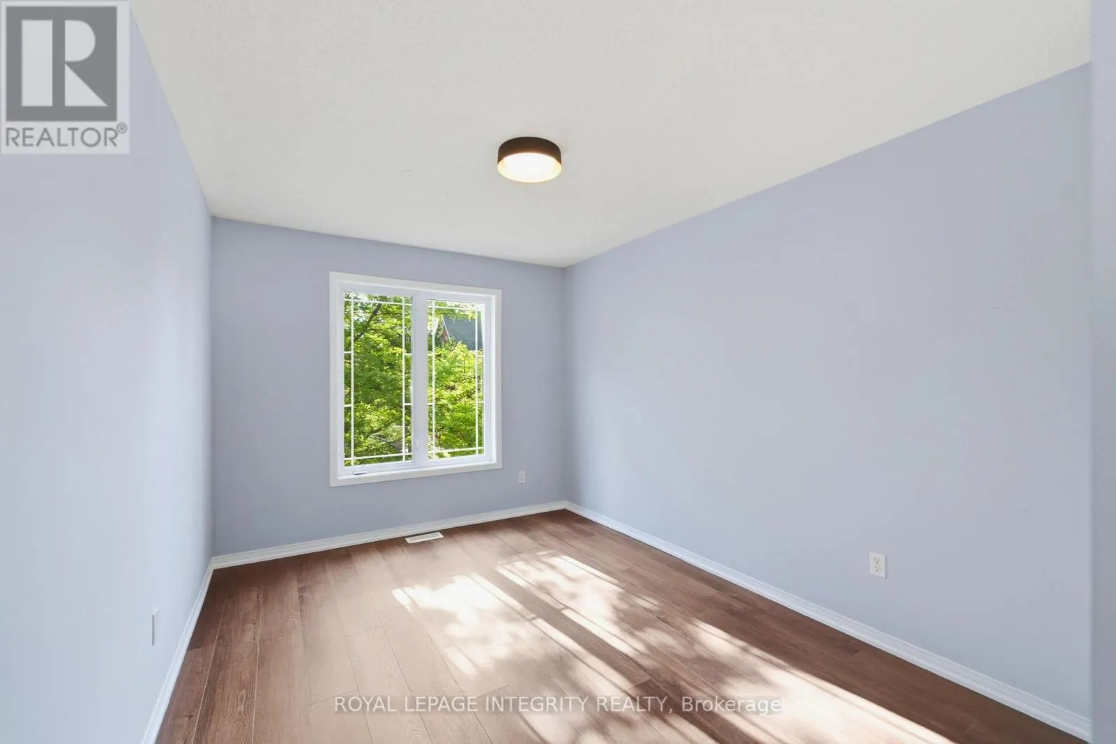 2254 SILVERADO CRESCENT