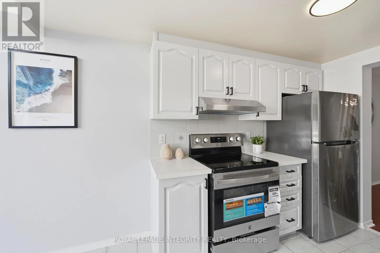 2254 SILVERADO CRESCENT