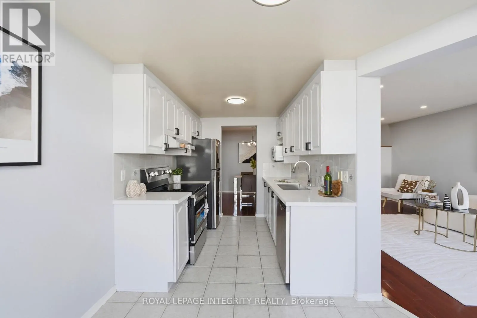 2254 SILVERADO CRESCENT