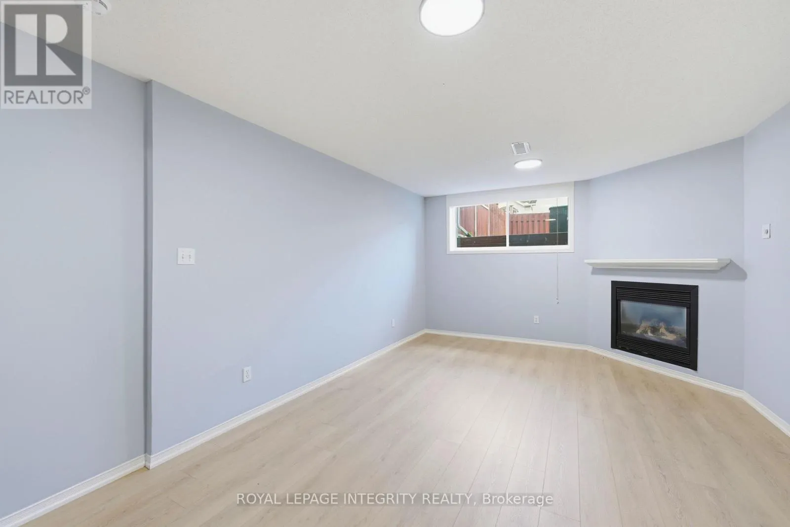 2254 SILVERADO CRESCENT
