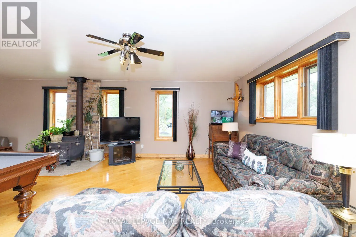 647 CHIPPAWA ROAD
