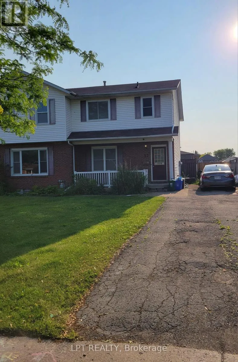 57 POPLAR CRESCENT