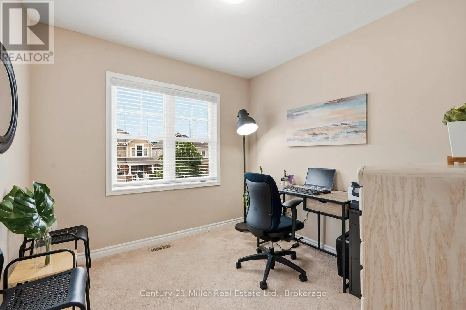 19 GLENVISTA DRIVE