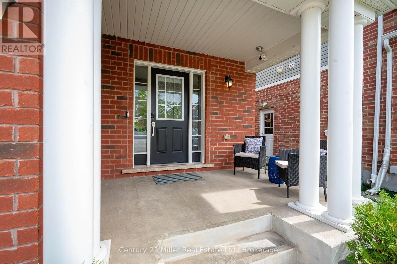 19 GLENVISTA DRIVE