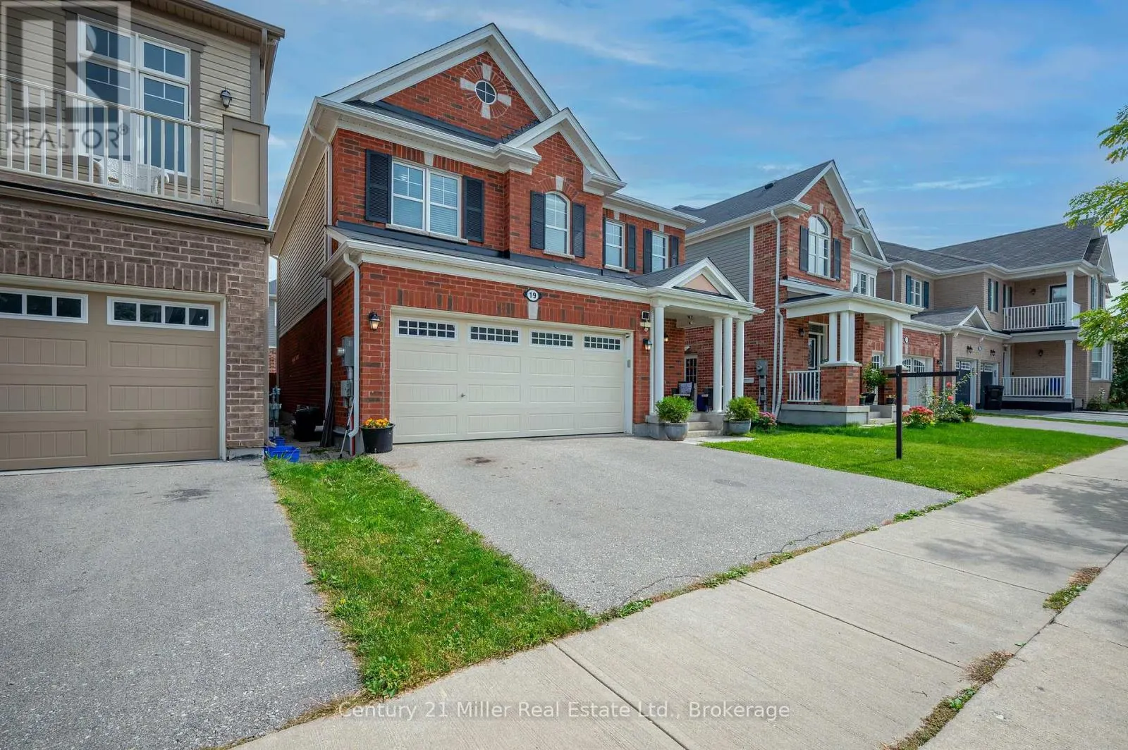 19 GLENVISTA DRIVE