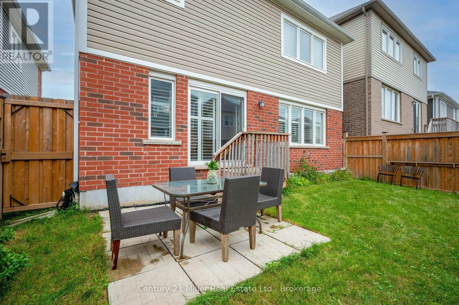 19 GLENVISTA DRIVE
