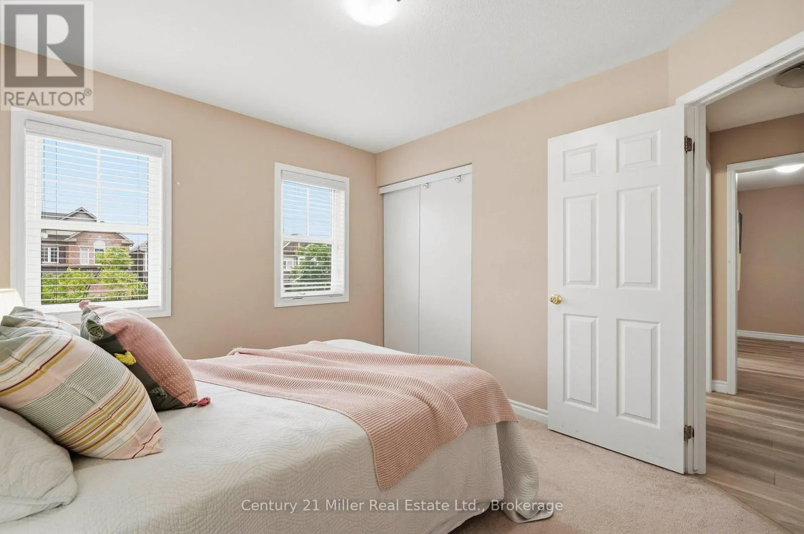19 GLENVISTA DRIVE