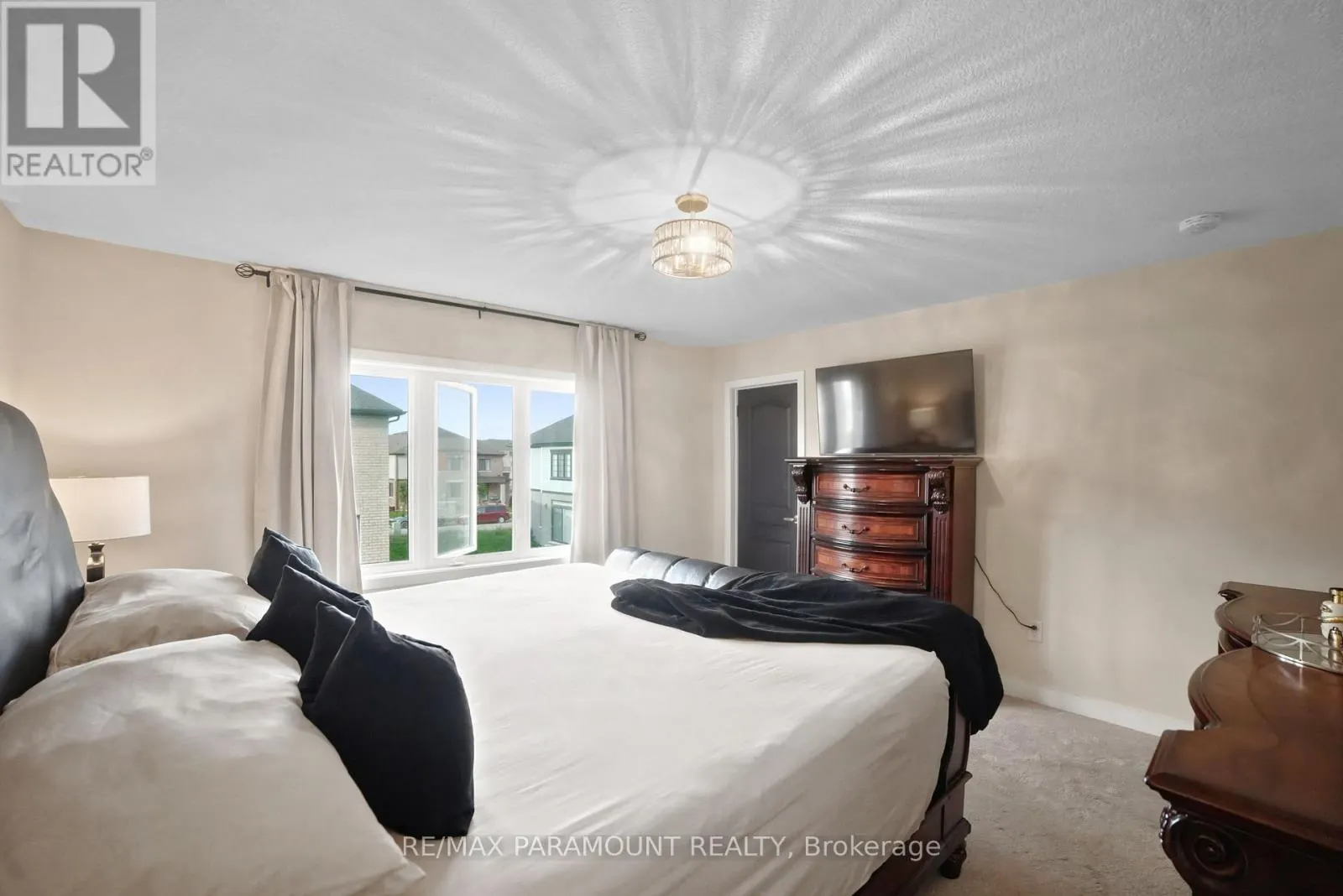 110 SUNFLOWER CRESCENT