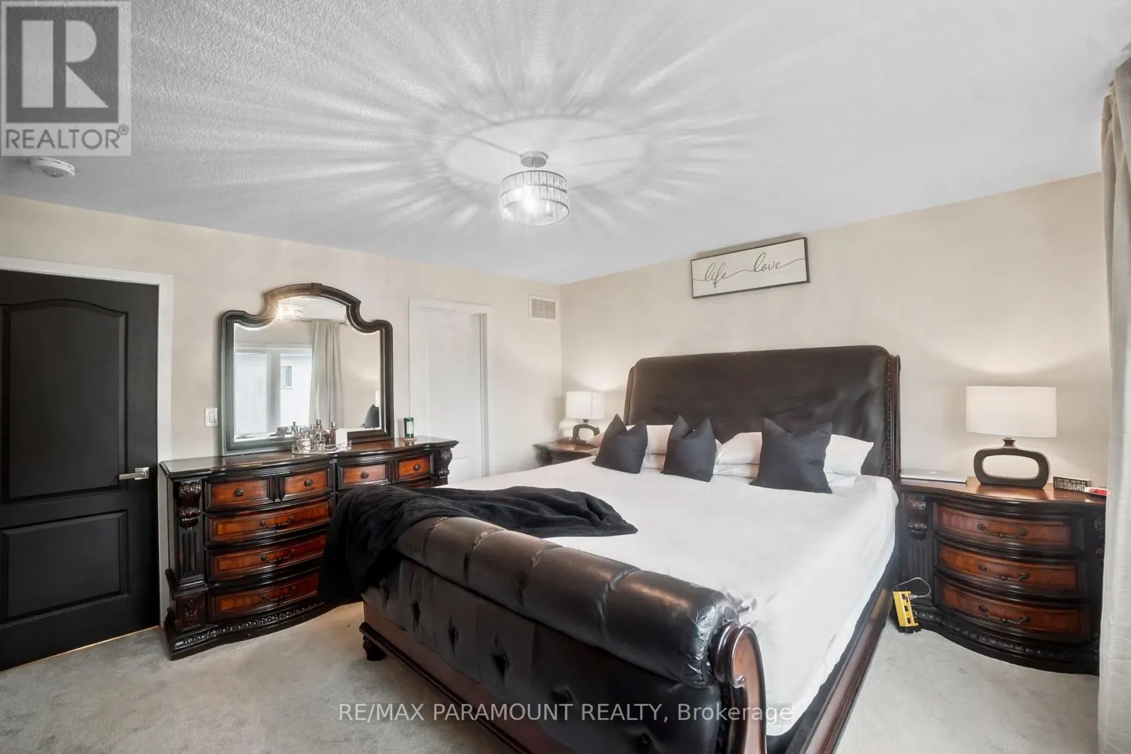 110 SUNFLOWER CRESCENT