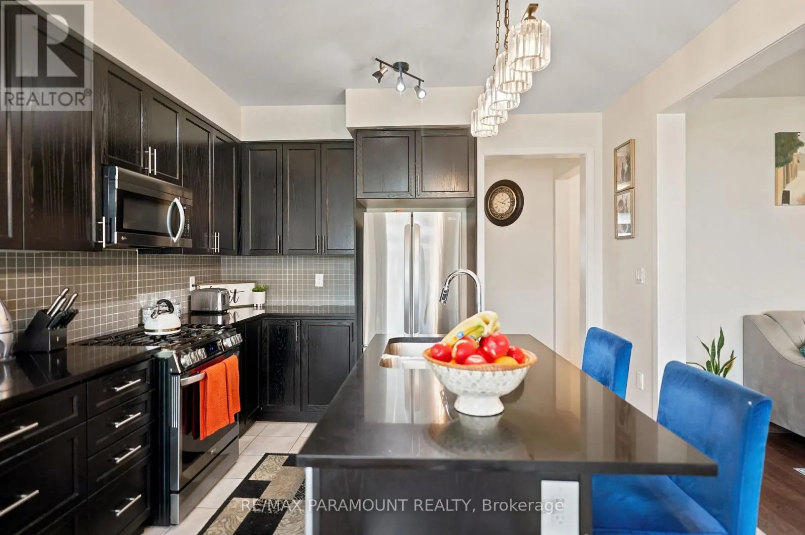 110 SUNFLOWER CRESCENT