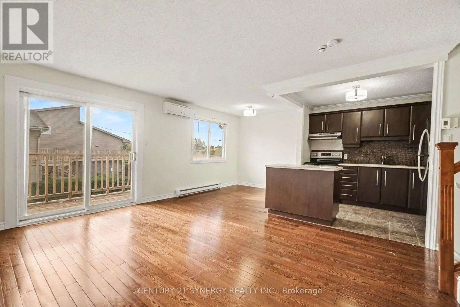 3 - 776 ST JEAN STREET