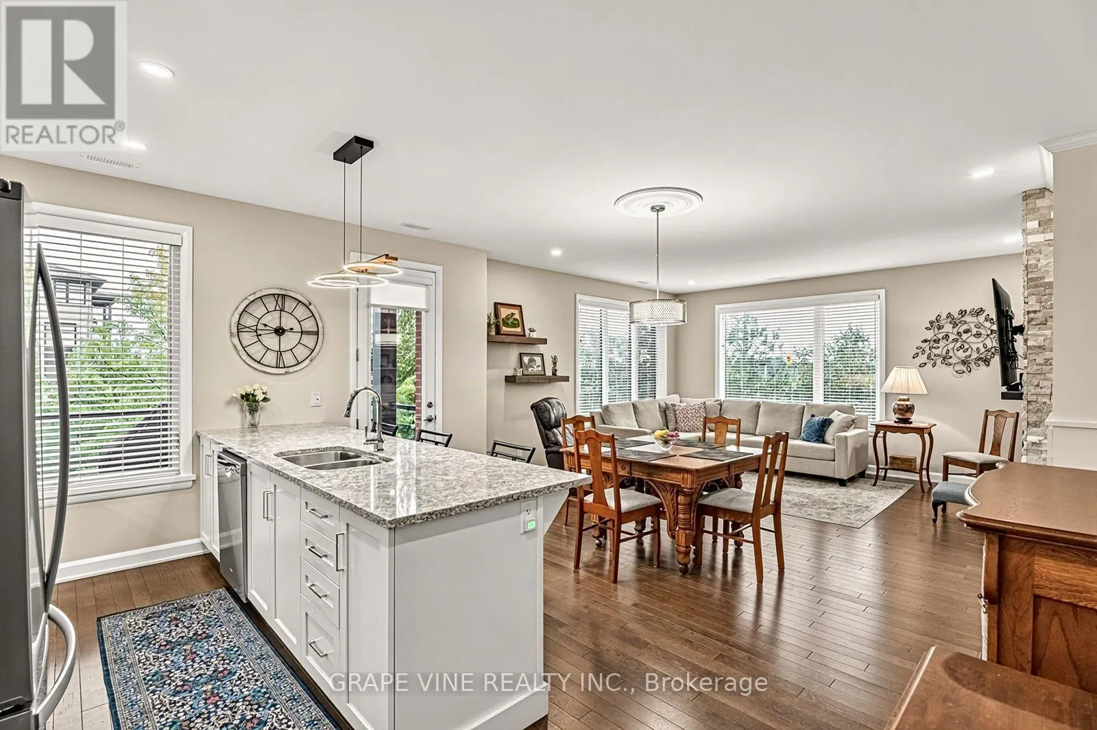 105 - 190 BOUNDSTONE WAY