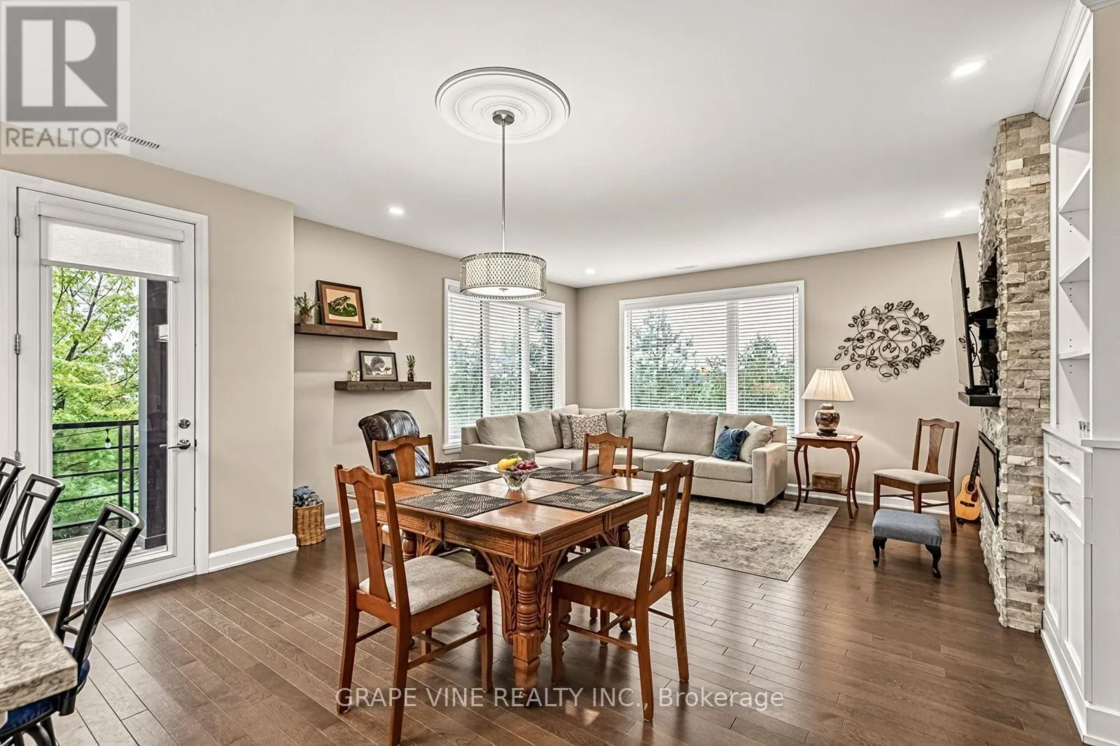 105 - 190 BOUNDSTONE WAY