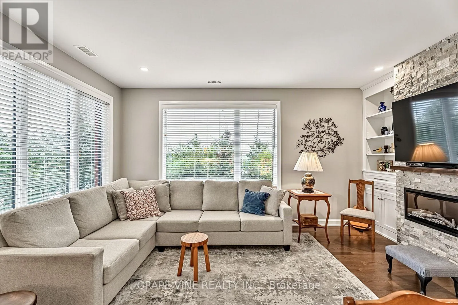 105 - 190 BOUNDSTONE WAY