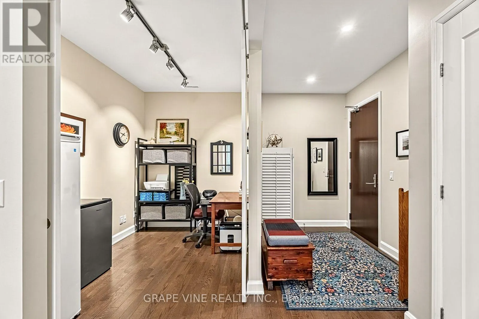 105 - 190 BOUNDSTONE WAY