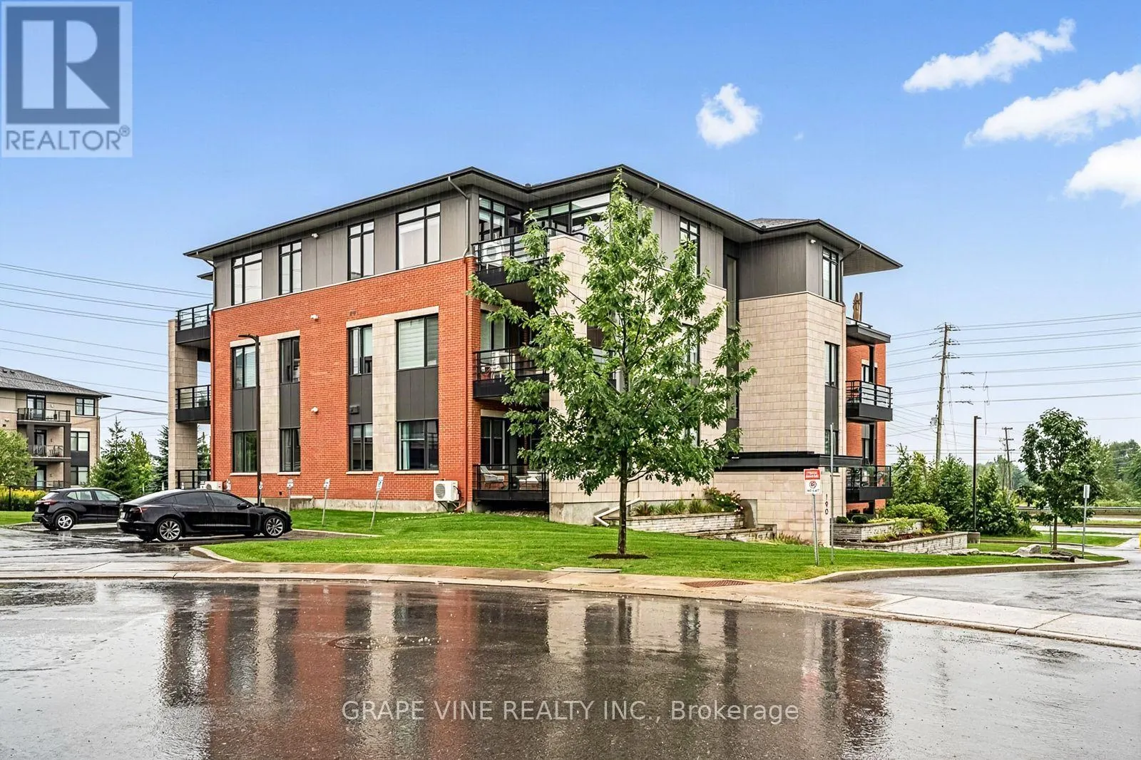 105 - 190 BOUNDSTONE WAY
